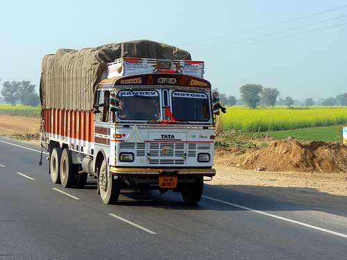 Trailer and Trucks on rent in Ahmedabad